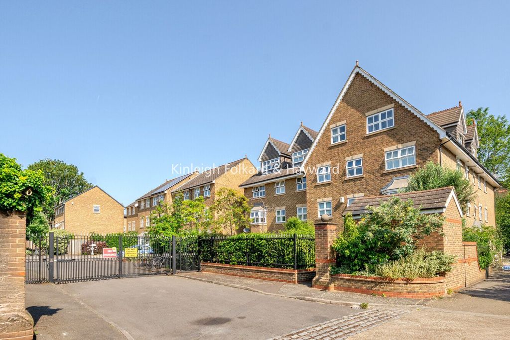 Property photo 2 of 15 Picture No. 03