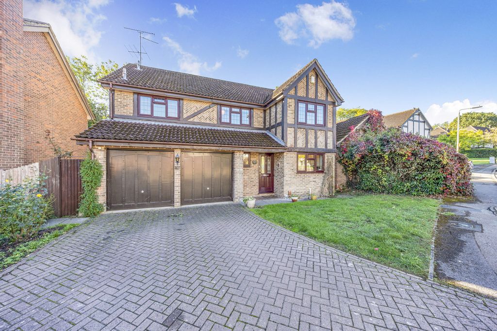 Property photo 1 of 19