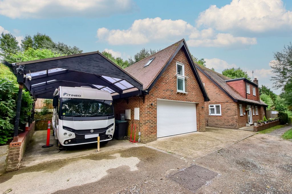 Property photo 1 of 45