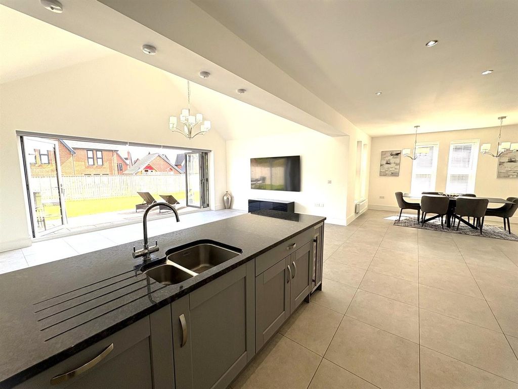 Property photo 2 of 36 Kitchen/Dining/Living