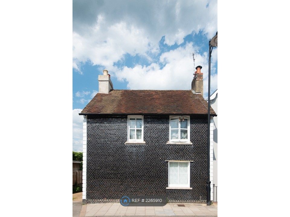 Property photo 2 of 30