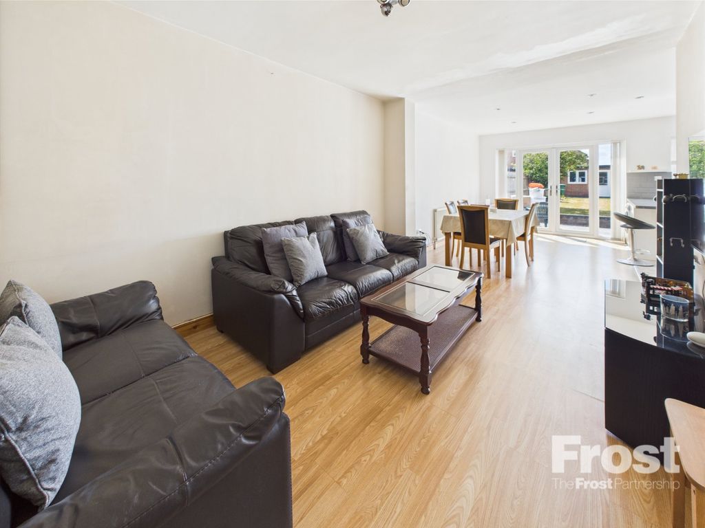 Property photo 2 of 15 Reception