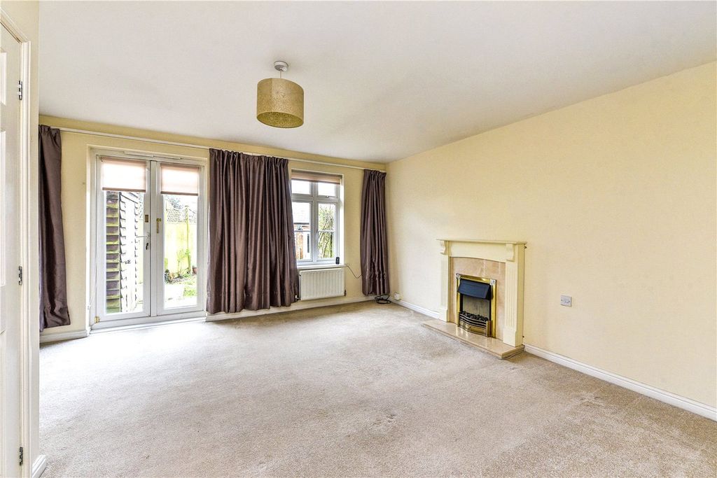 Property photo 3 of 12 Picture No. 04