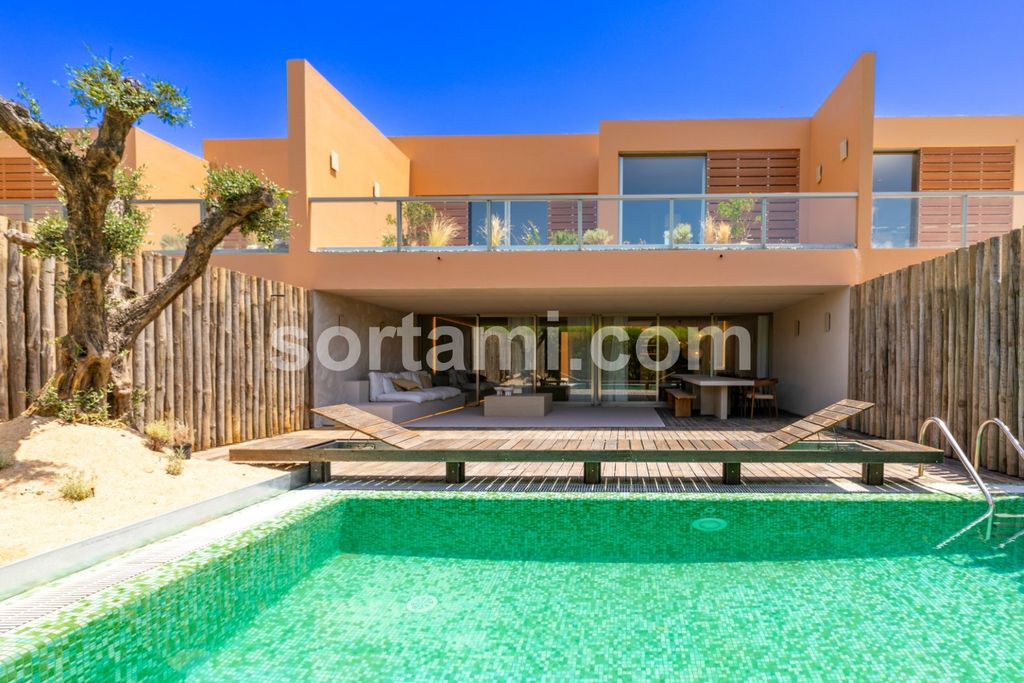 Property photo 1 of 51