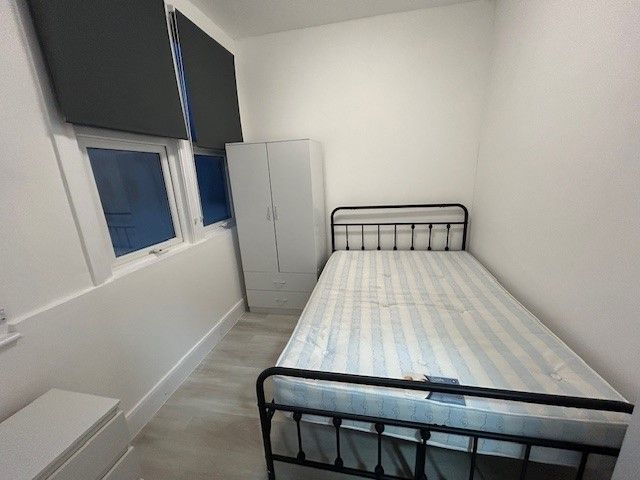 Property photo 3 of 7 Photo 5