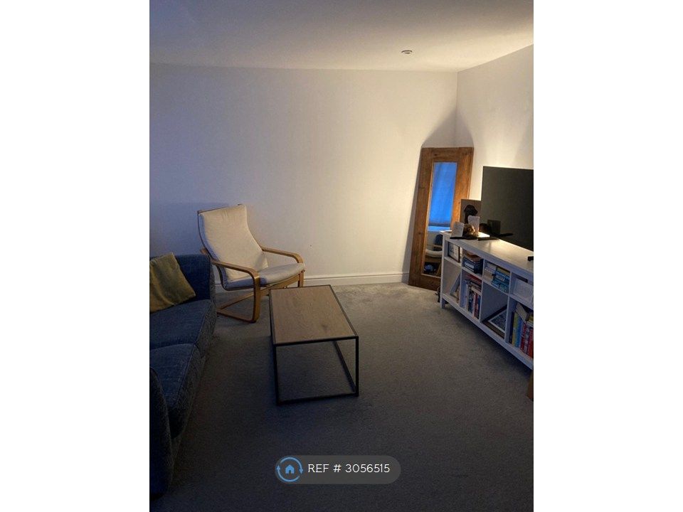 Property photo 2 of 3