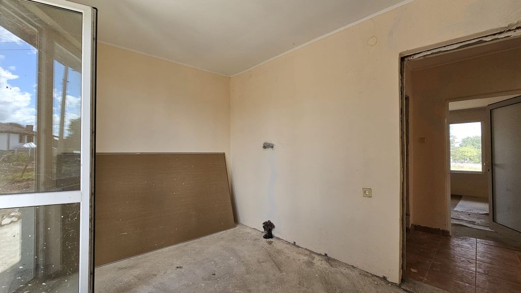 Property photo 3 of 15
