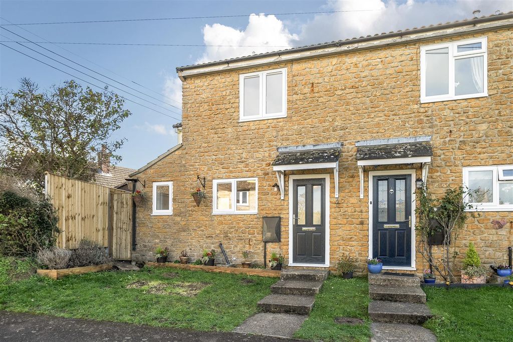 Property photo 1 of 17 1371930-15-6900Adaf618d4.Jpg