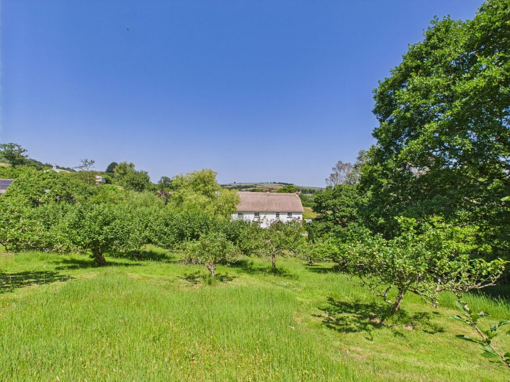 Property photo 3 of 21 Grounds