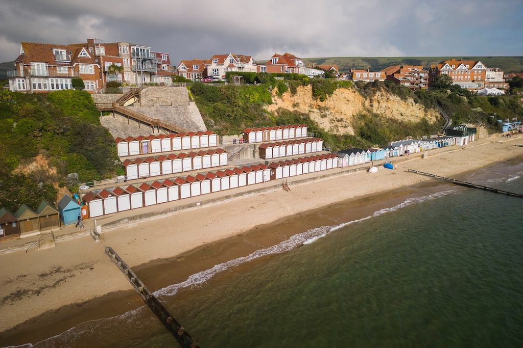 Property photo 3 of 27 Private Beach Chalet