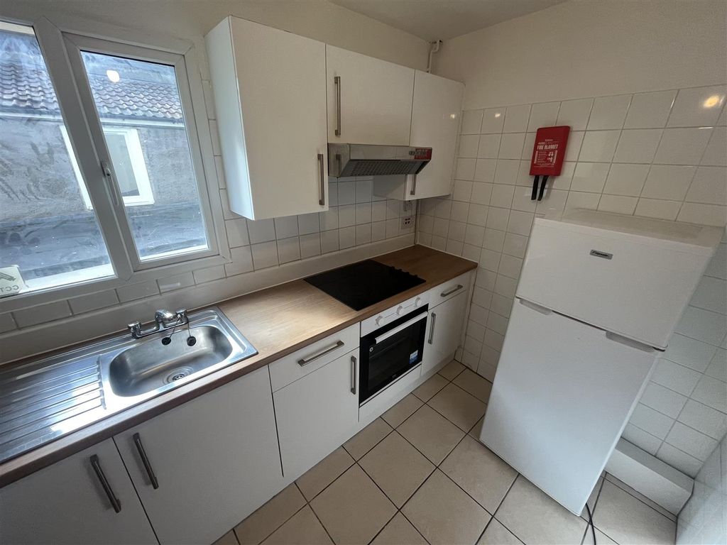 Property photo 3 of 11 Img_9719.Jpg