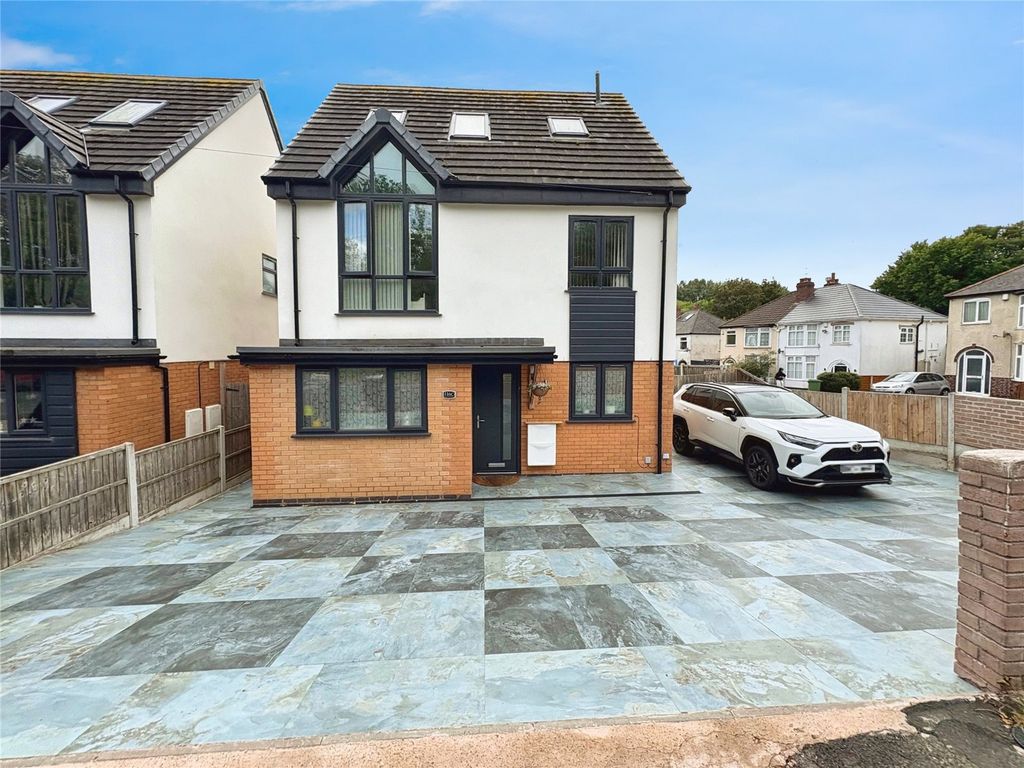 Property photo 1 of 12 Front