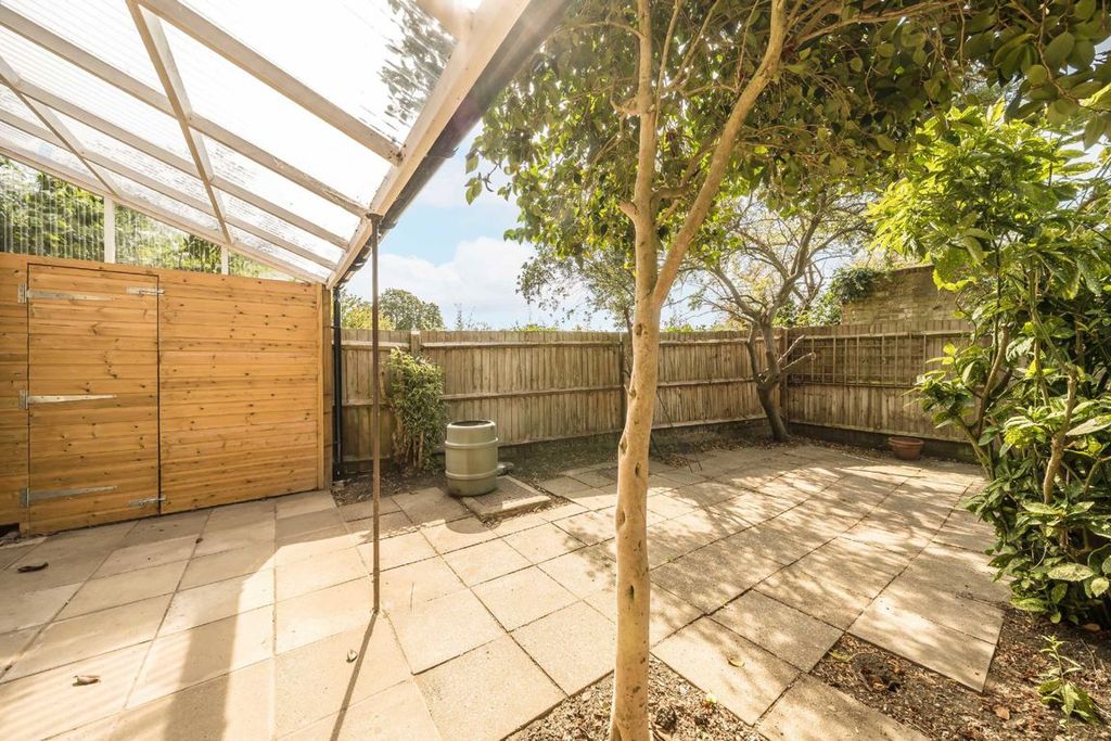 Property photo 2 of 2