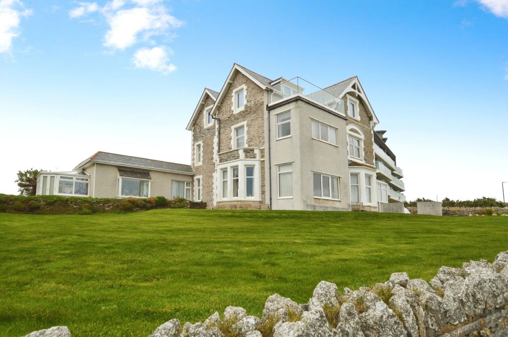 Property photo 1 of 10 Picture No. 02