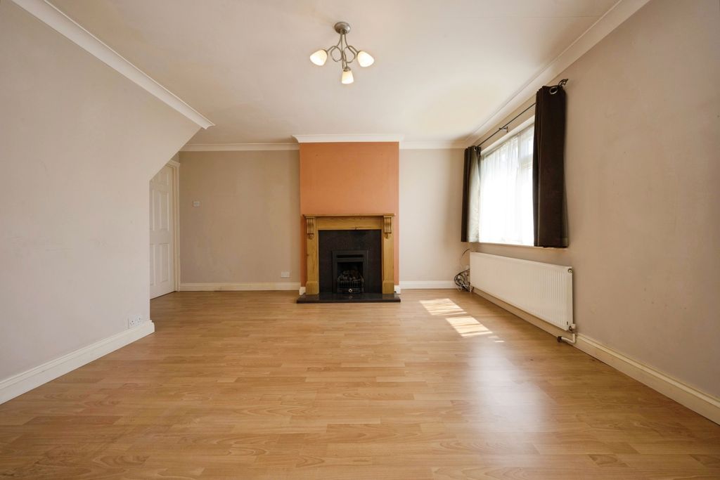 Property photo 2 of 20 Pbox-Img.Jpg