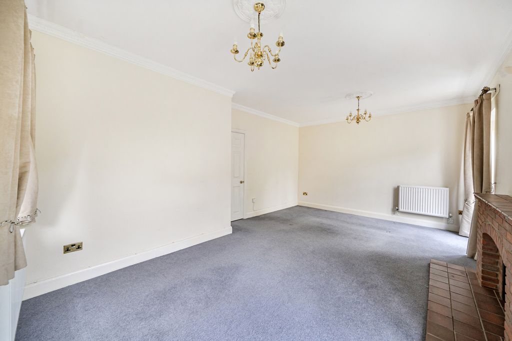 Property photo 3 of 19 1471389-12-6A1Ff4...