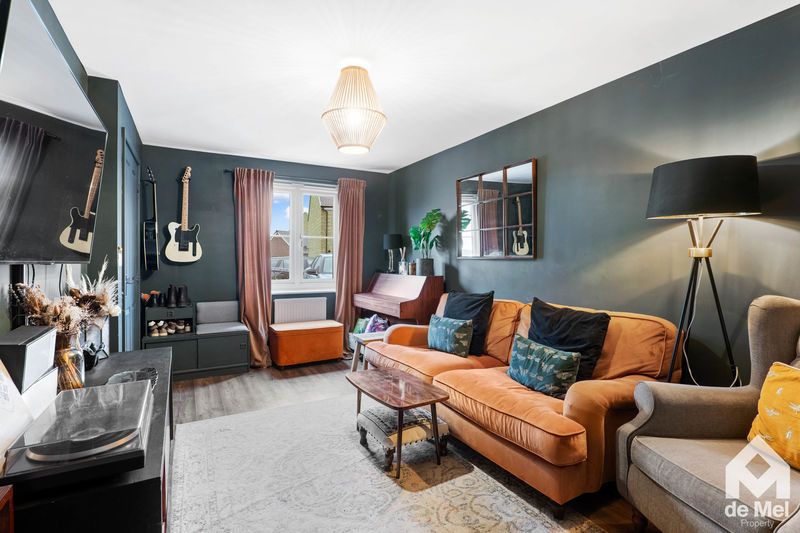 Property photo 2 of 11 Photo 11