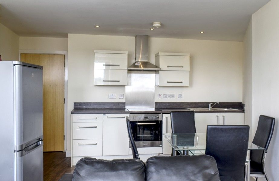 Property photo 1 of 5