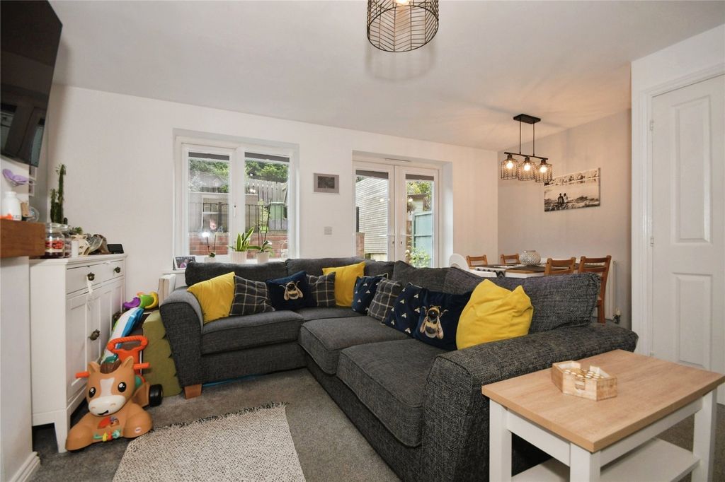 Property photo 3 of 16 Picture No. 46