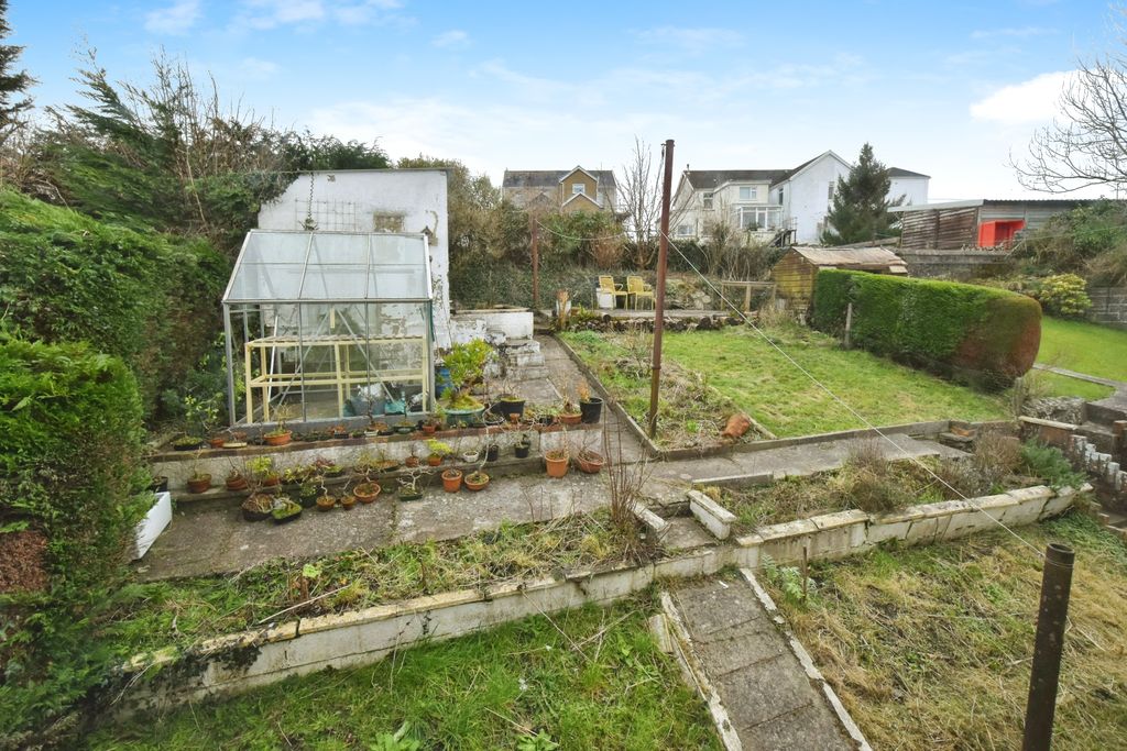 Property photo 3 of 17 Photography