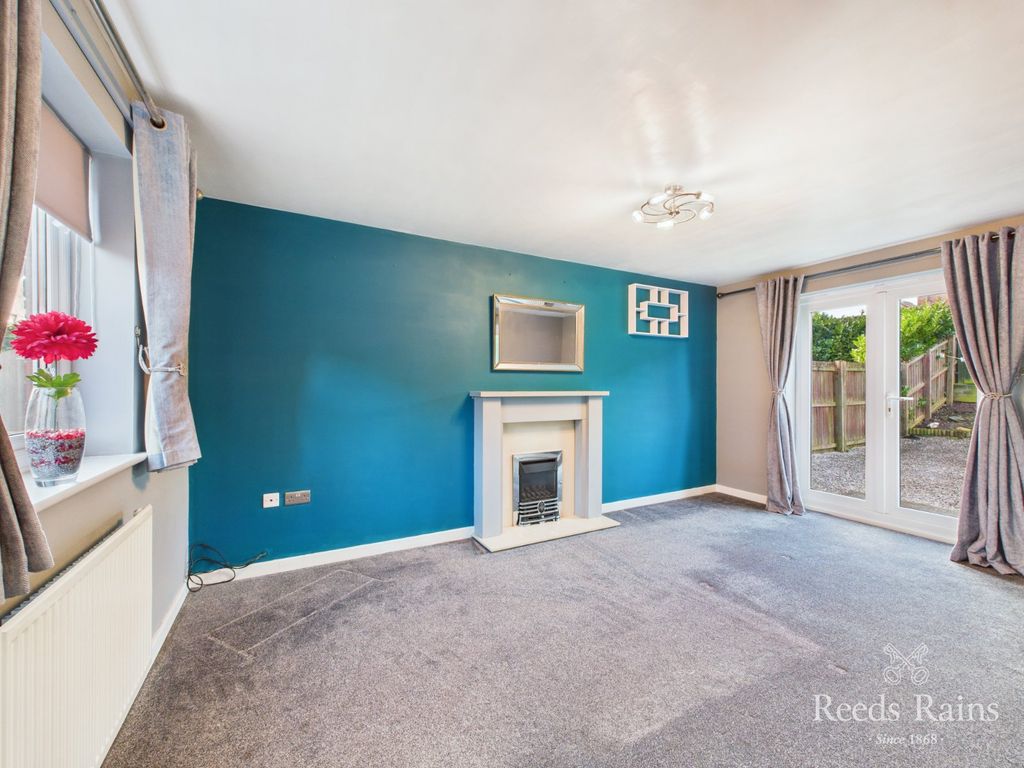 Property photo 2 of 20 Sitting Room