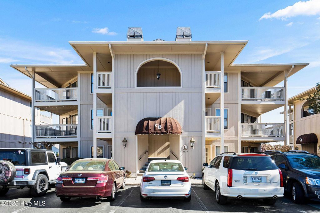 Property photo 1 of 31
