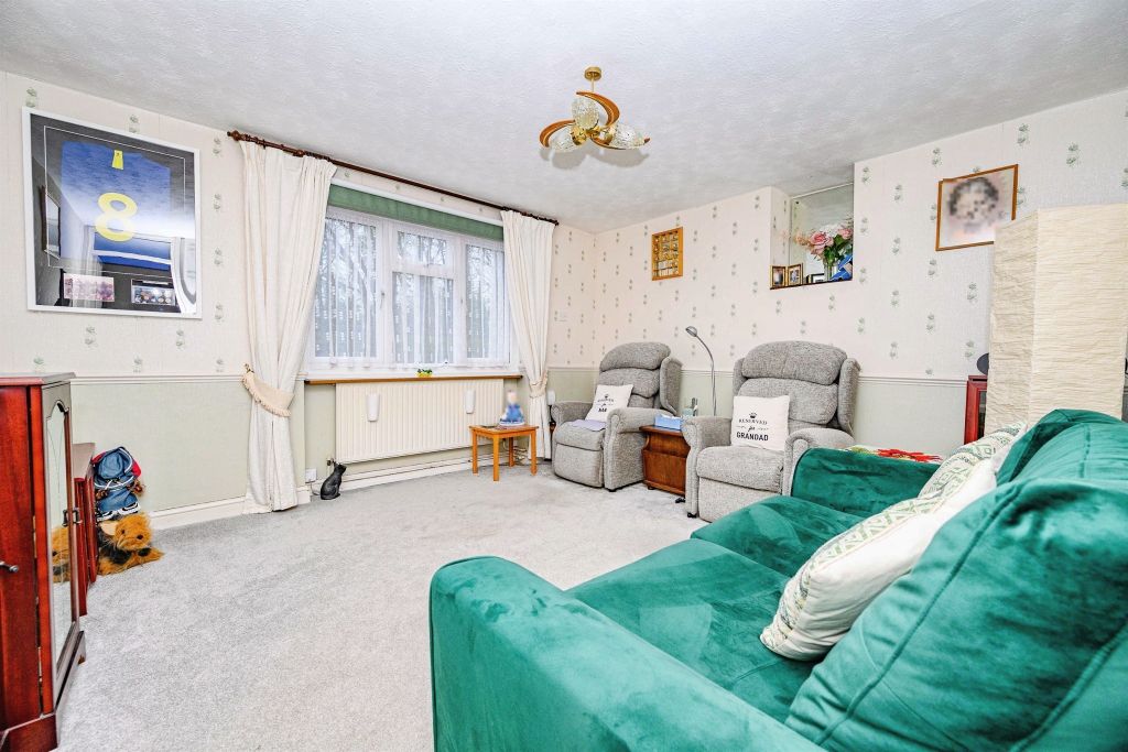 Property photo 2 of 16