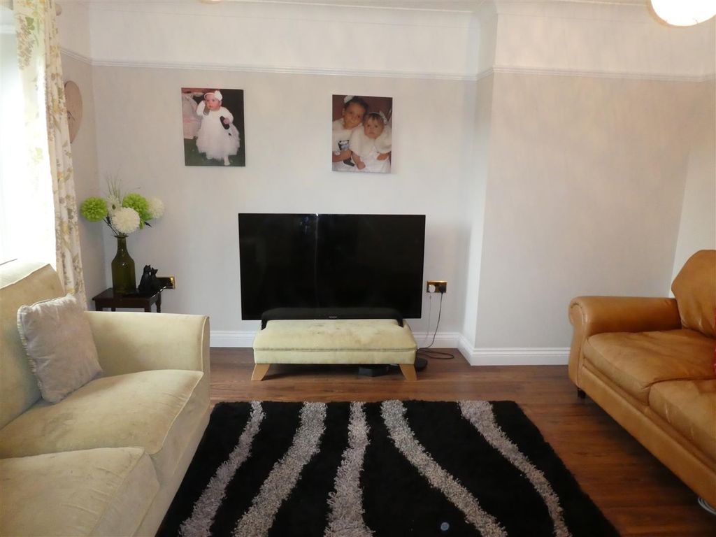 Property photo 3 of 17 P1010366.Jpg