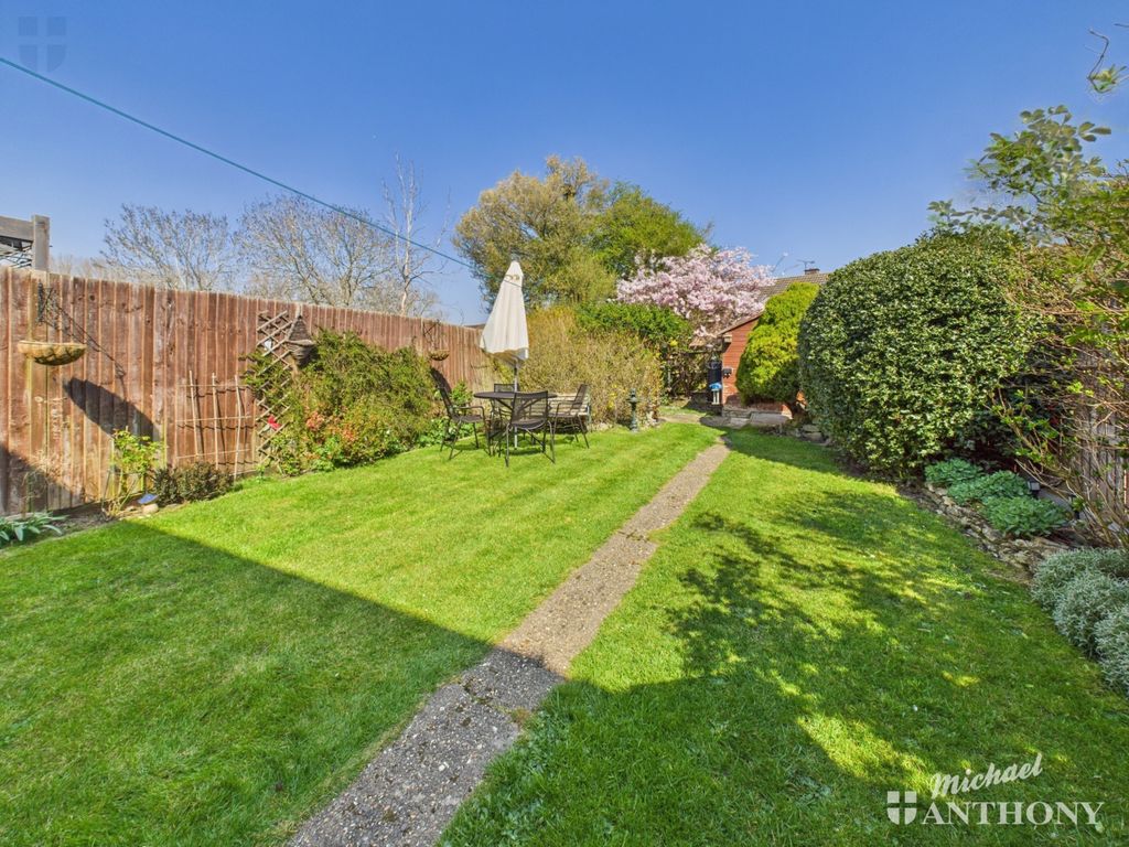 Property photo 3 of 16 Cam03852G0-Pr0237-Still010