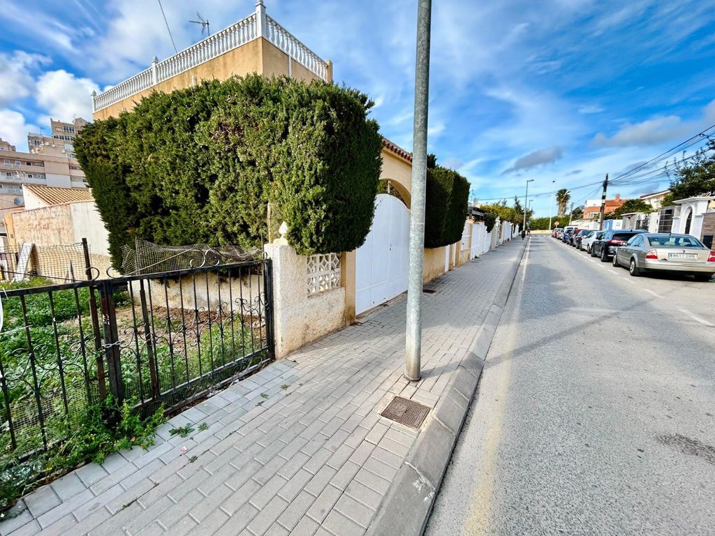 Property photo 2 of 6