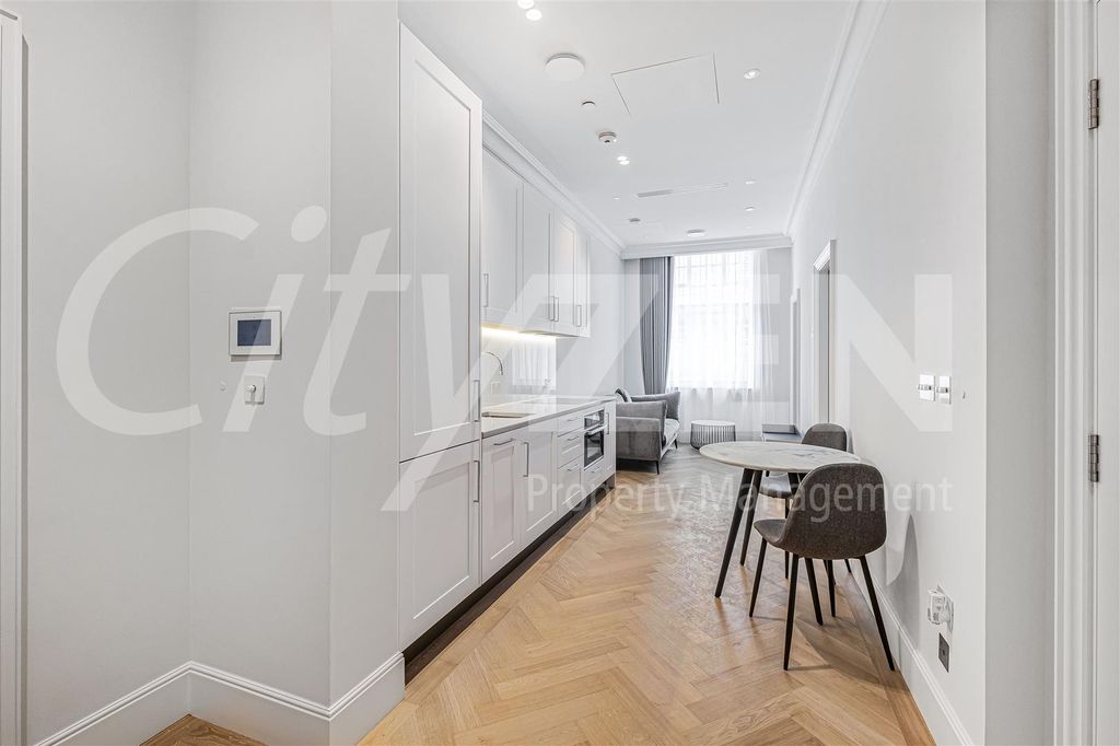 Property photo 1 of 16 Reception Room