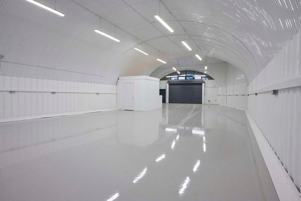 Property photo 3 of 7 An Empty Arch With White Lining