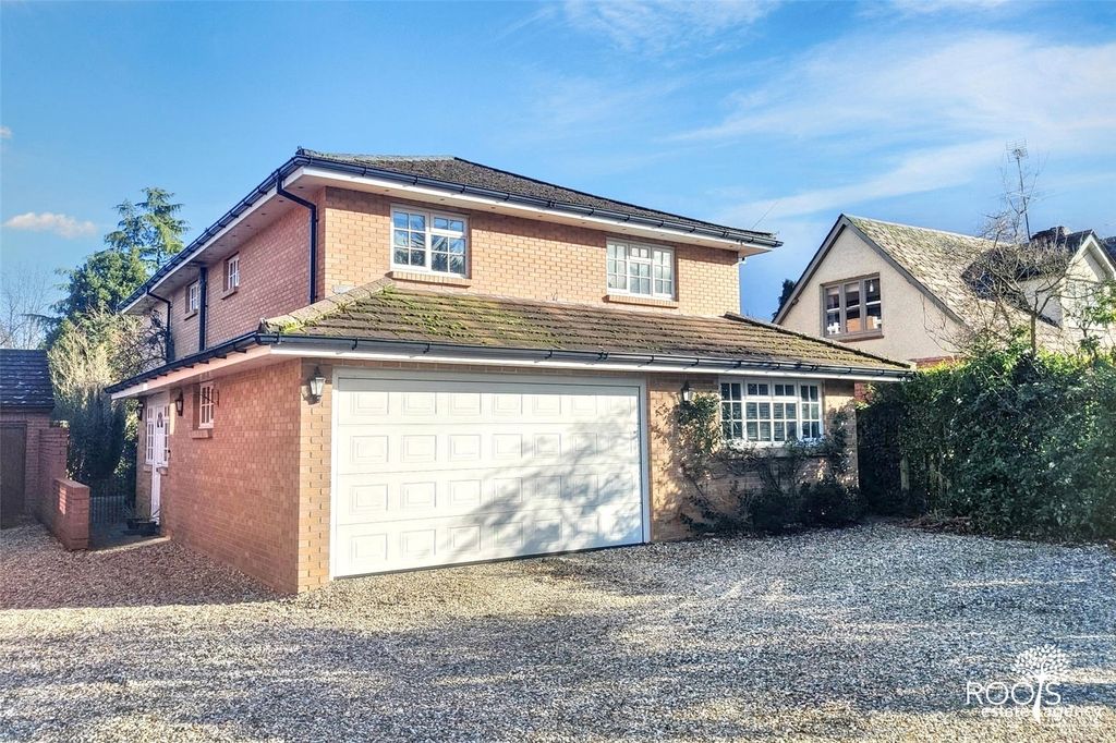 Property photo 1 of 17 Frontage