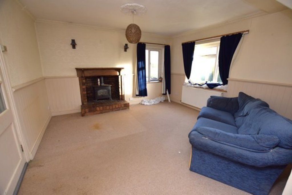 Property photo 3 of 25 Lounge