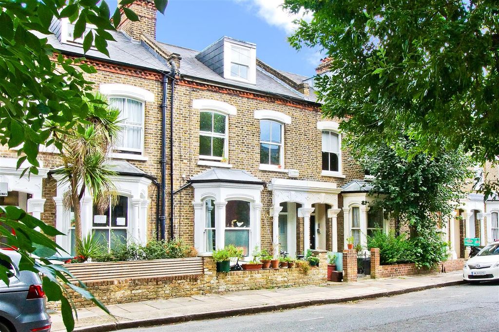 Property photo 2 of 13 Exterior