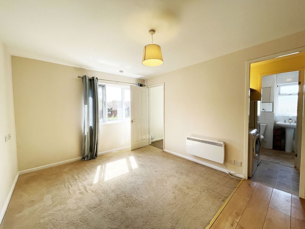 Property photo 2 of 6 Open Plan Living