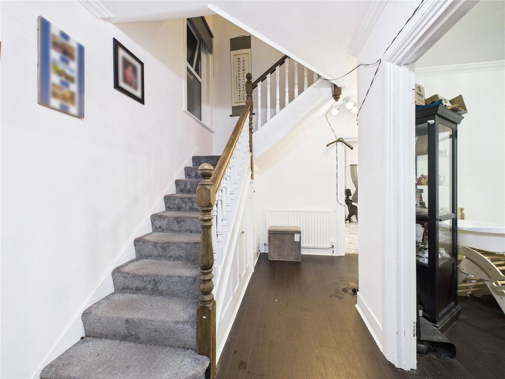 Property photo 1 of 11 Picture No. 12