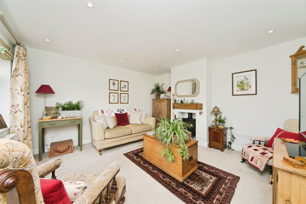 Property photo 1 of 20 Pbox-Img.Jpg