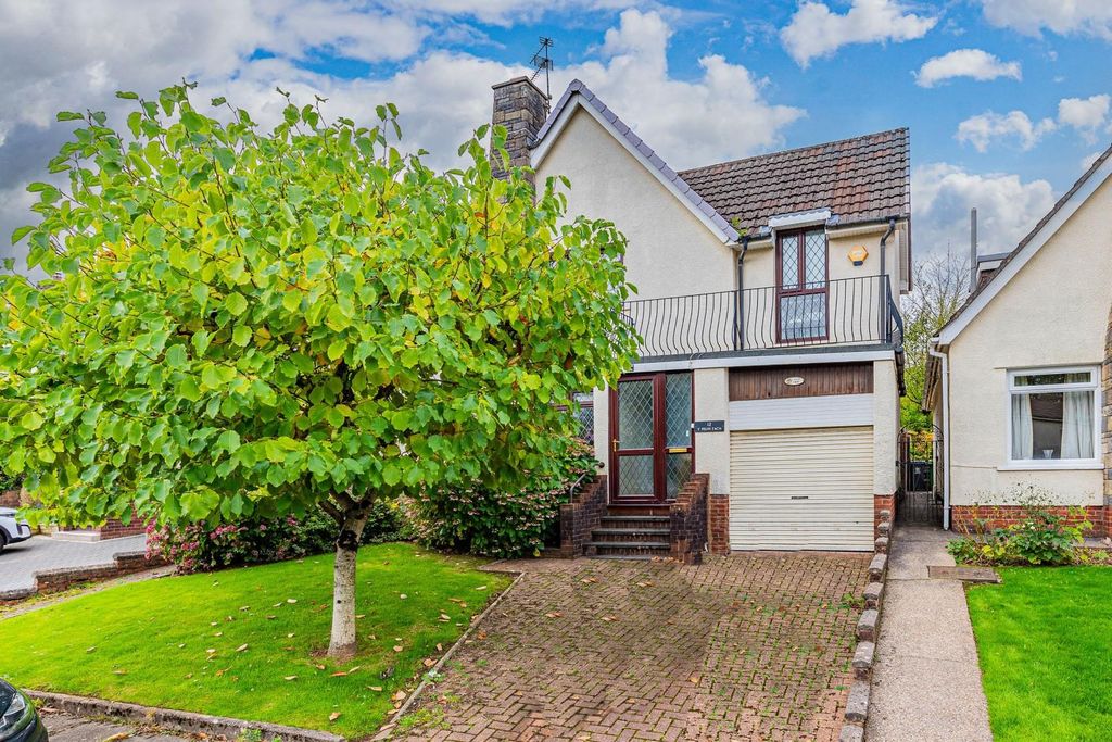 Property photo 1 of 22 Mill Close 12-1.Jpg