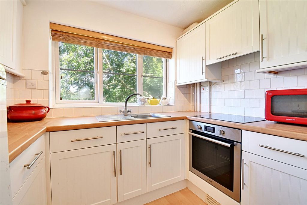 Property photo 2 of 15 Kitchen.Jpg