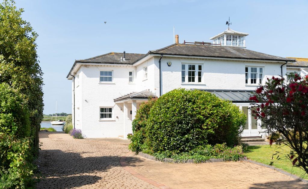 Additional image 21 of 5 bed detached house for saleFishermans Bank, Mudeford, Christchurch BH23