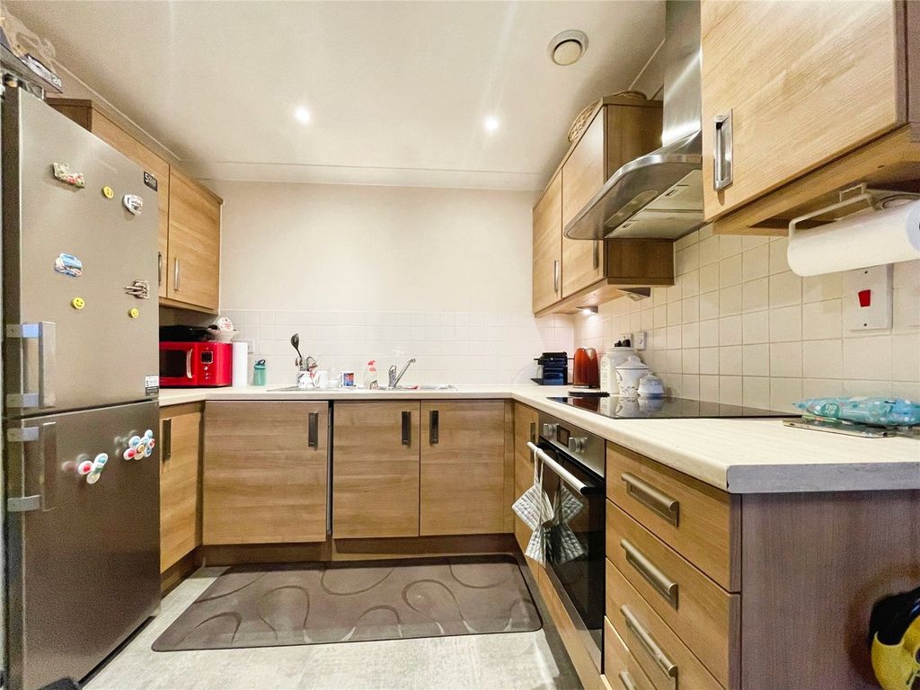 Property photo 2 of 6 Picture No. 08