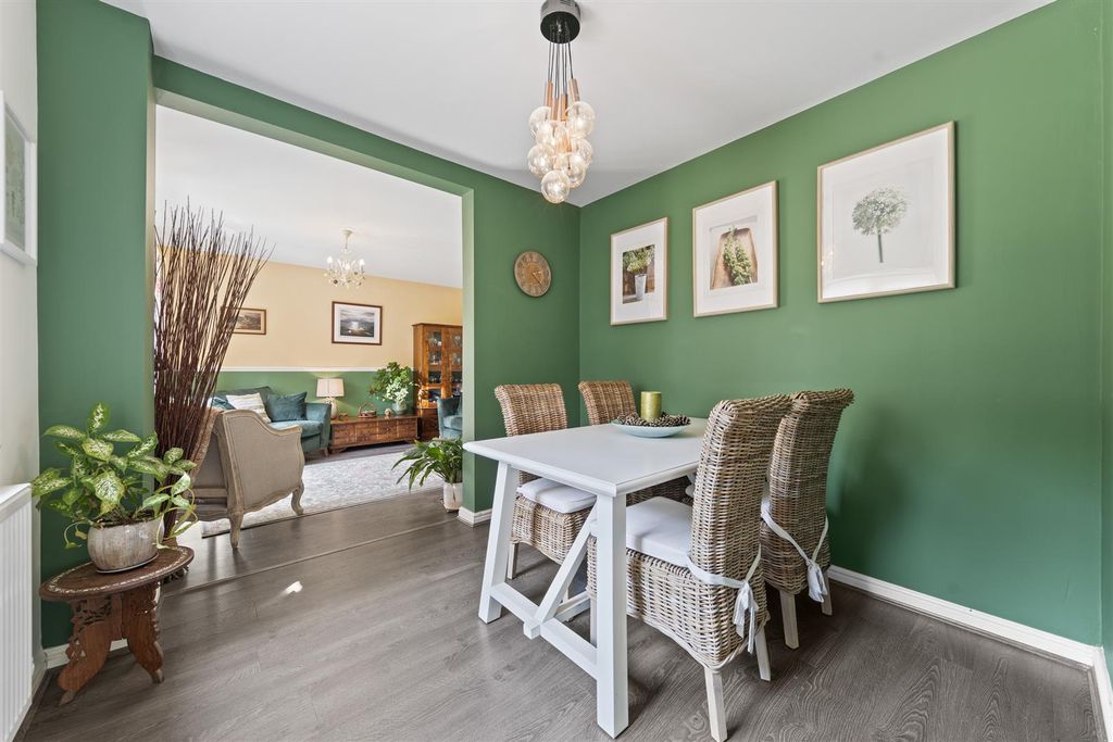 Property photo 2 of 30 16Jenningsclweb39.Jpg