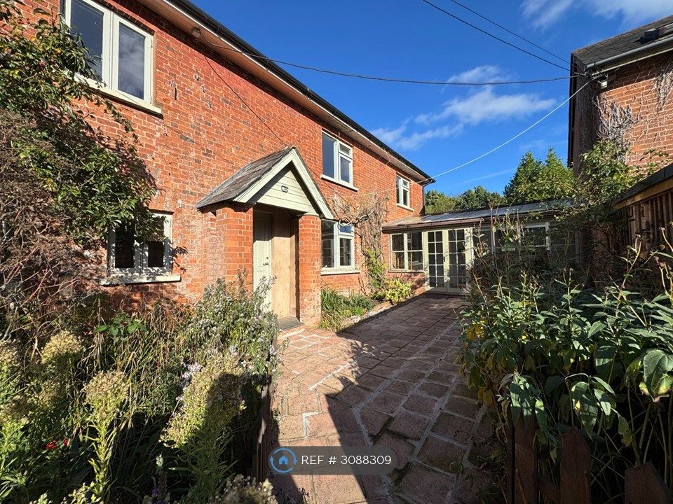 Property photo 1 of 23 Coombe Farm