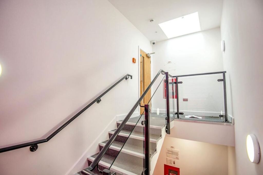 Property photo 3 of 3