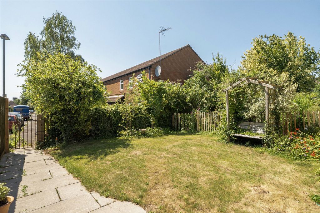 Property photo 2 of 25 Picture No. 02