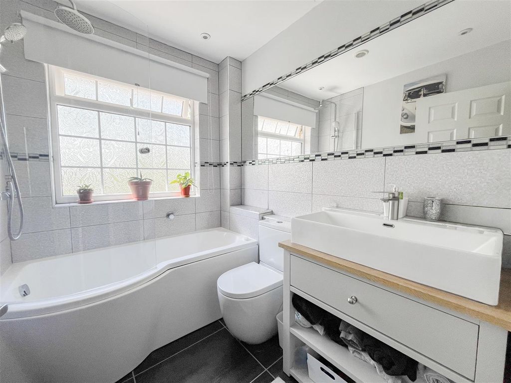 Additional image 13 of 4 bed detached house for saleCuckoo Drive, Heathfield TN21