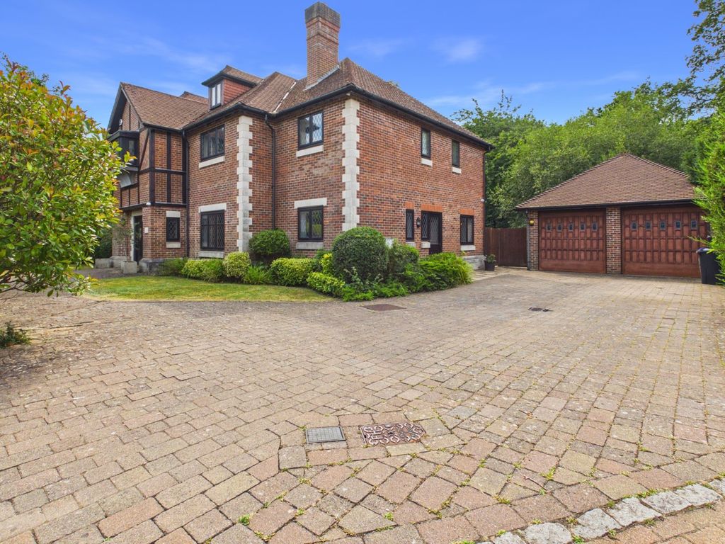 Property photo 3 of 32 Picture No. 36