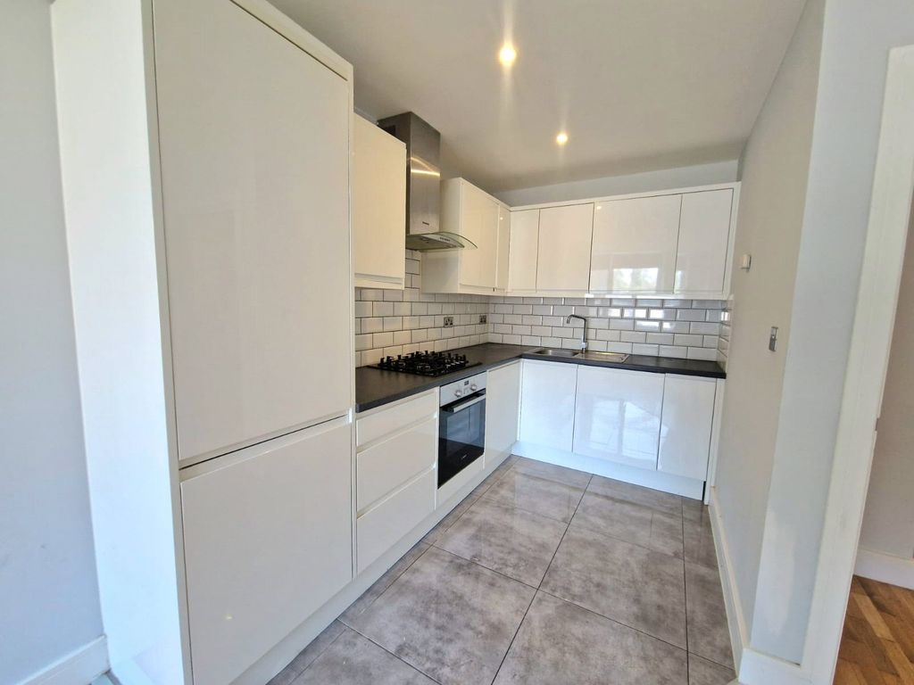 Property photo 2 of 9 Picture No. 03