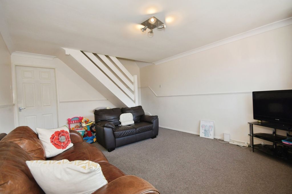 Property photo 2 of 15 Pbox-Img.Jpg